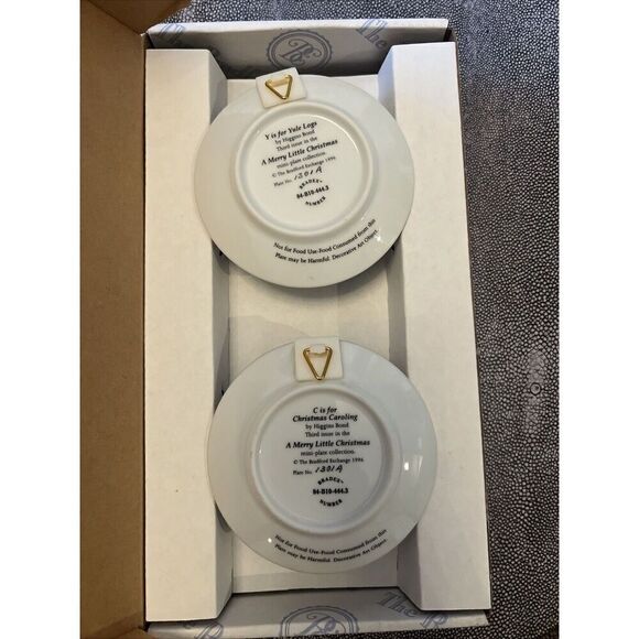 Pick set of 2 “A Merry Little Christmas” Mini-Plates - Picture 6 of 12